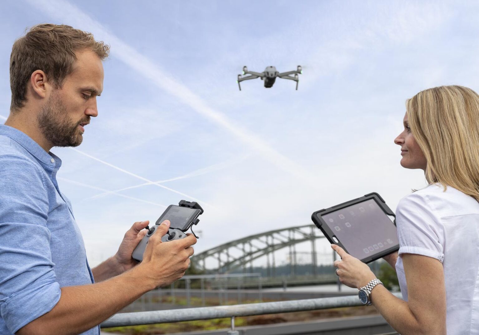 0698_002_AUSWAHL_02-Motiv_Drohne-6x7-16x5_klein-1-1536x1075.2-c-default